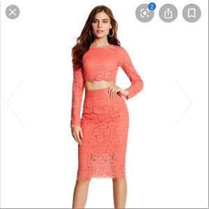 NWOT Marciano Beautiful White Lace Pencil Skirt